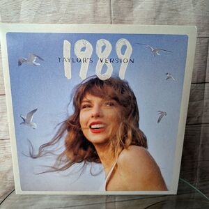 Taylor Swift | 1989 Taylor's Version Vinyl Tangerine Edition